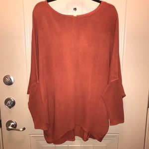 Jolie dolman sleeve blouse